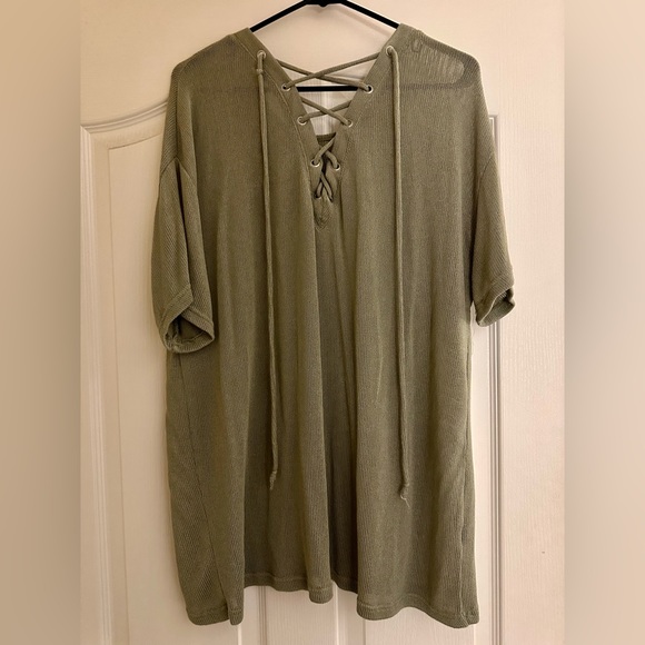 VICI Collection Tundra Lace Up Knit Top - Olive size L - Picture 10 of 16